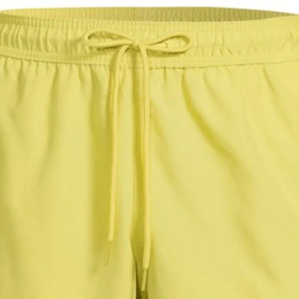 Pale Yellow Men's 3XL Swim Trunks Swim Shorts 6 Inch Inseam SIZE 48-50 NEW